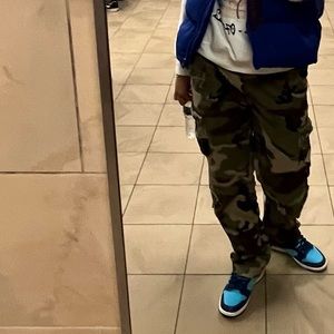 Meet your Posher, Amira